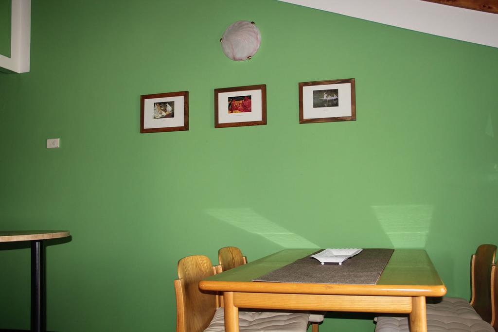 Veranda Beach Apartment Pianello Del Lario Δωμάτιο φωτογραφία